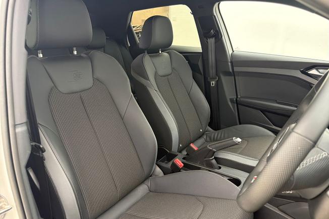 Audi A1 Photo 26