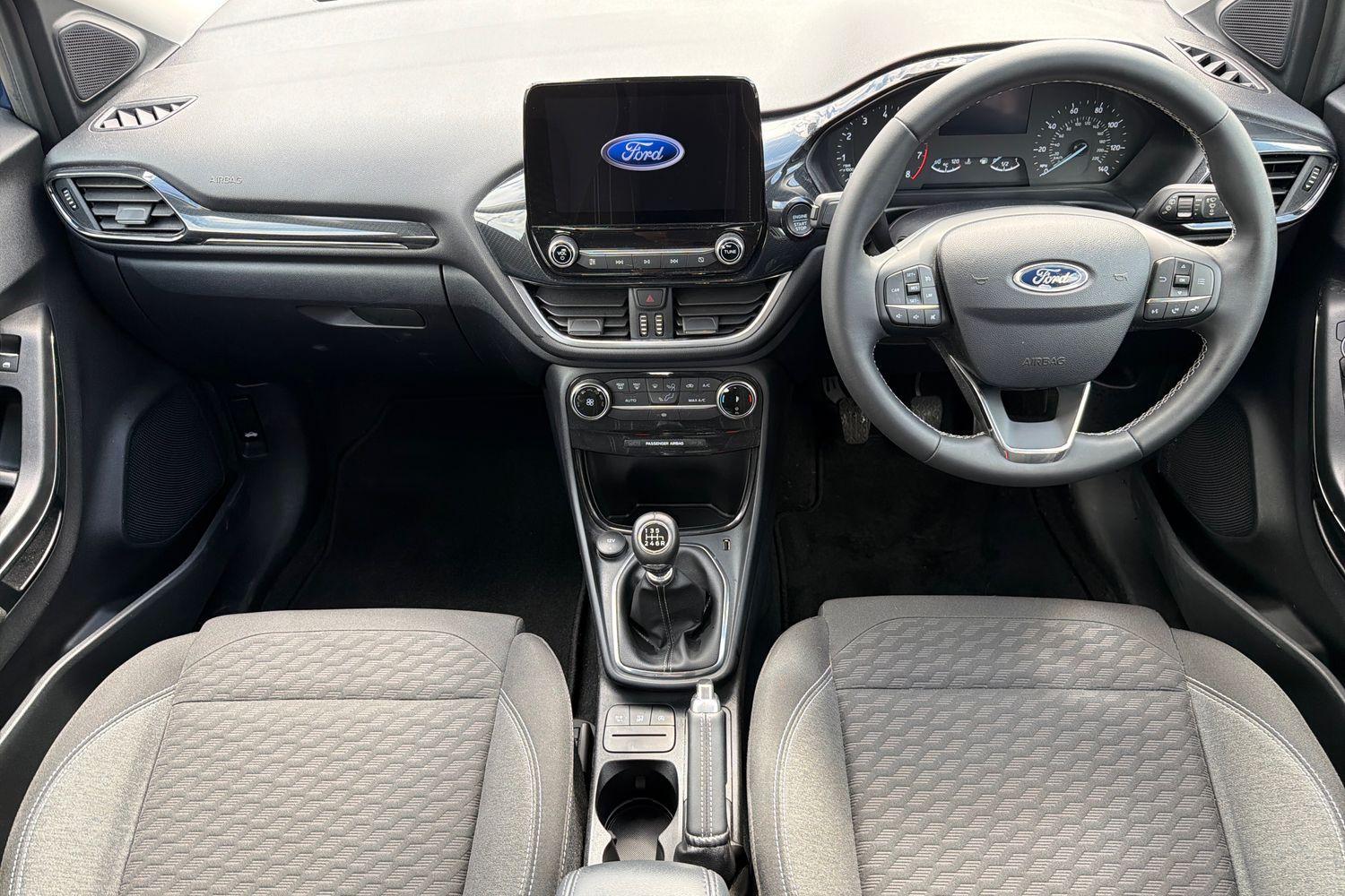 Ford PUMA Photo 9