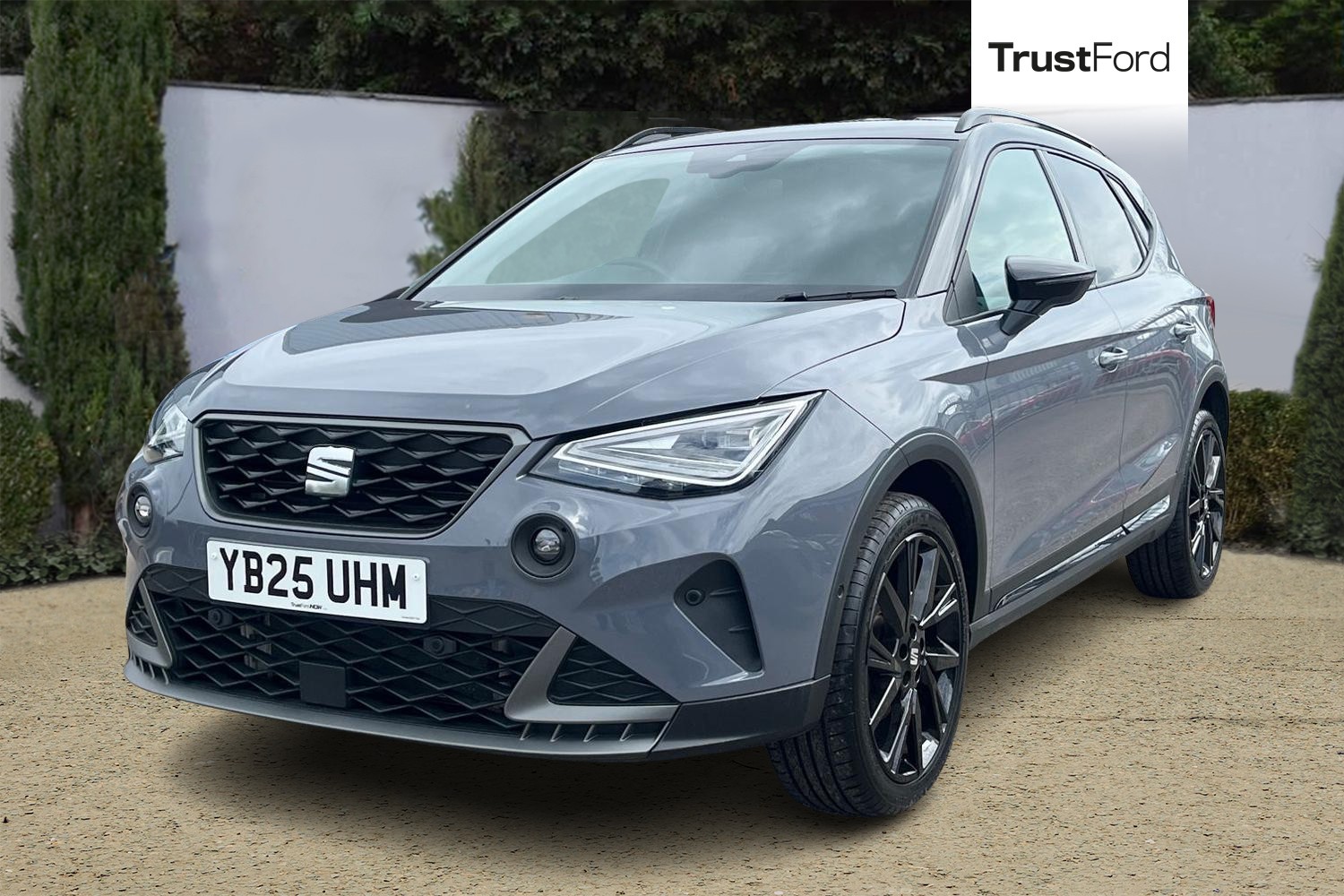 SEAT ARONA Photo 4