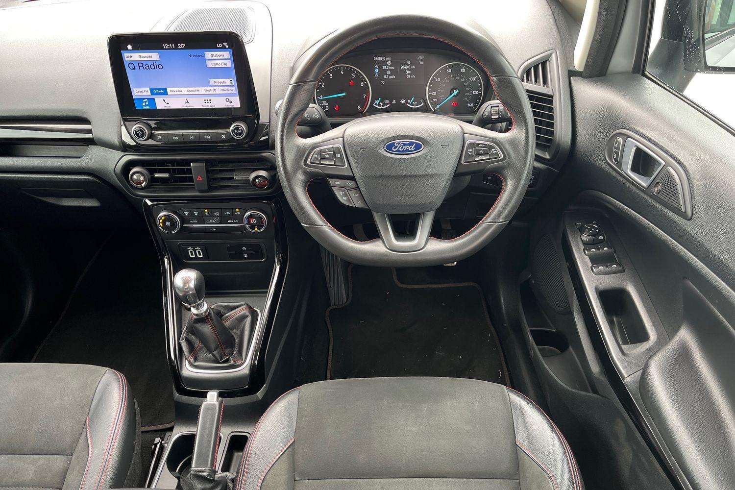 Ford ECOSPORT Photo 10