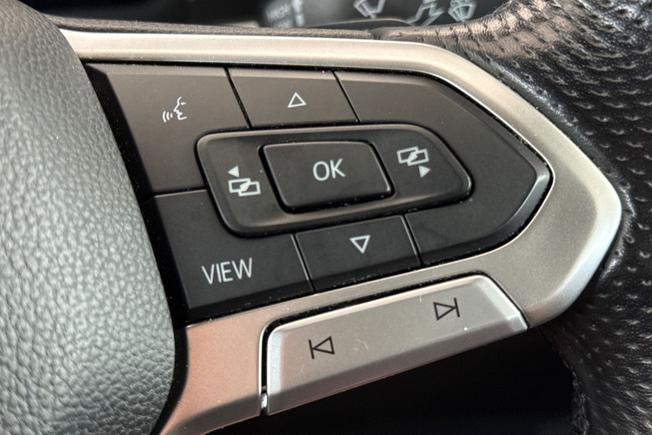 VOLKSWAGEN T-Cross Photo 17