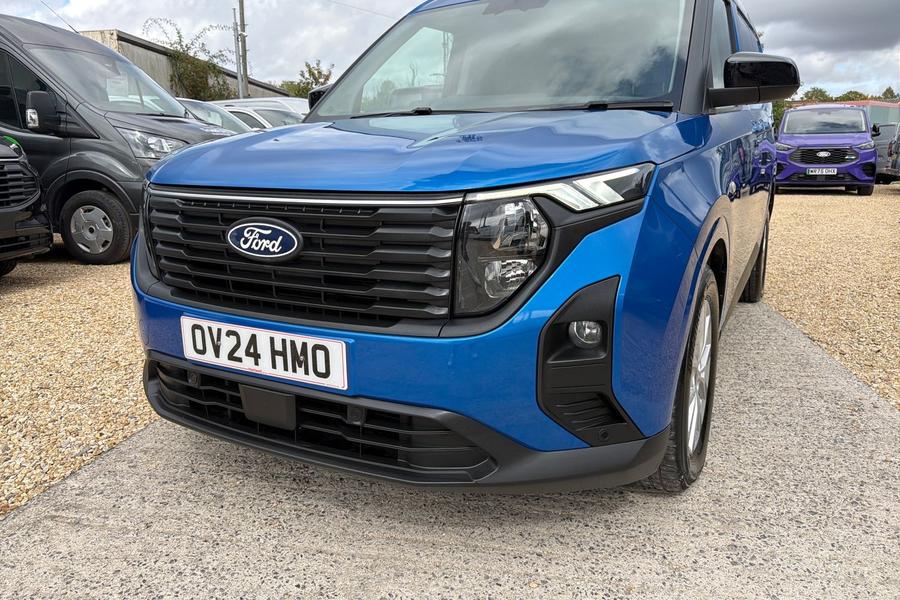 Ford TRANSIT COURIER Photo autoimg-f874a92e2c2f4eb14389e28d15123ce052df9d06.jpg