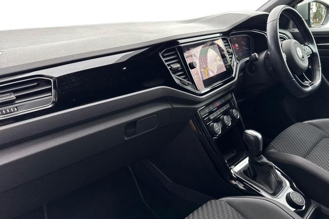 VOLKSWAGEN T-ROC Photo 2