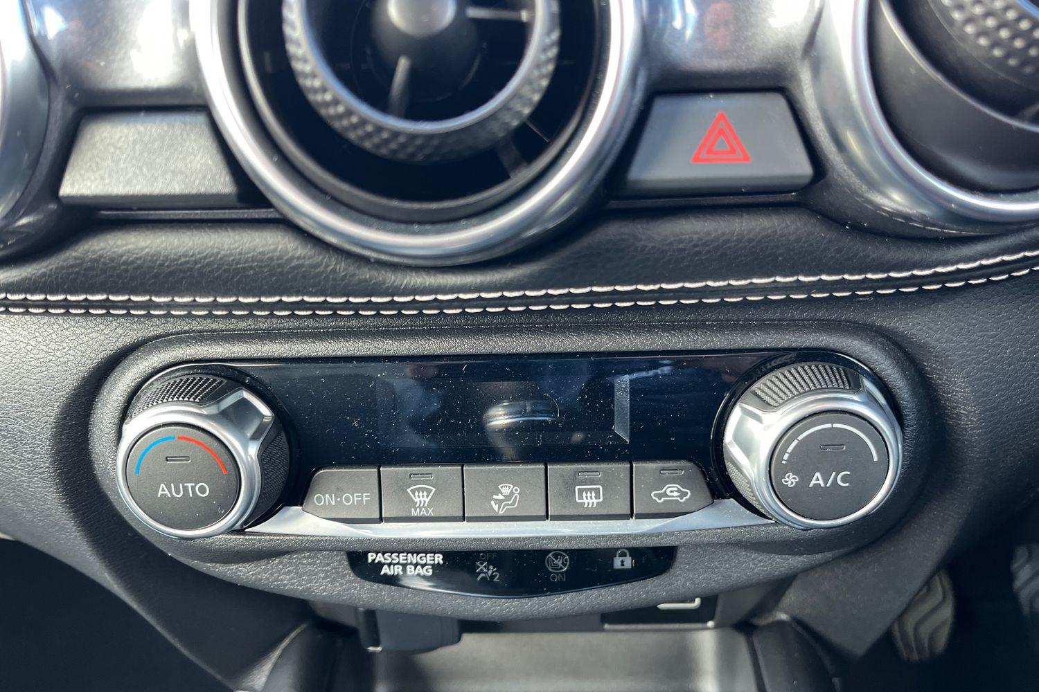 Nissan JUKE Photo 34