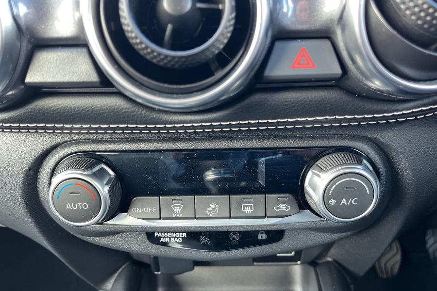 Nissan JUKE Photo autoimg-f87a28967900fdb43a2a8b121179cf40d5ecdda6.jpg