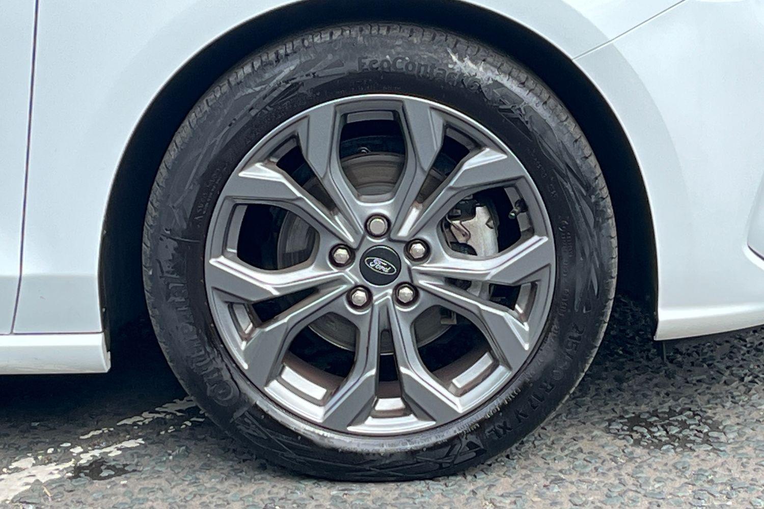 Ford FOCUS Photo 7
