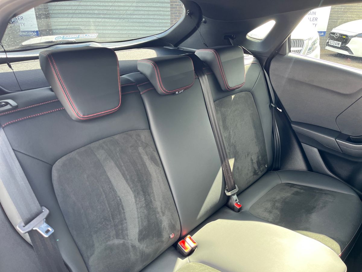 Ford Puma Photo 23