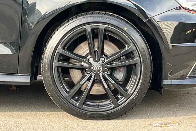 AUDI S1 Photo 5