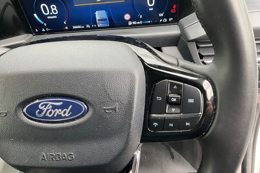 Used FORD TRANSIT CUSTOM LG25YOM 24