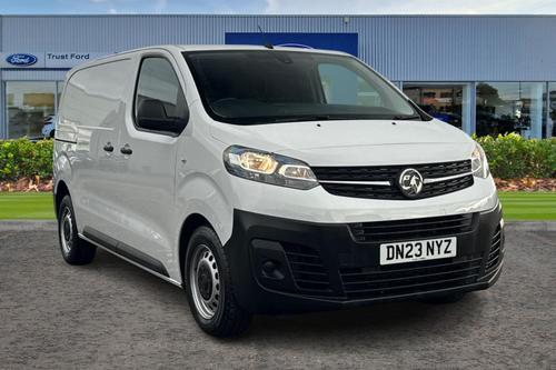 Used Vauxhall VIVARO DN23NYZ 1