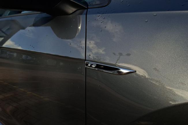 Volkswagen Golf Photo 20