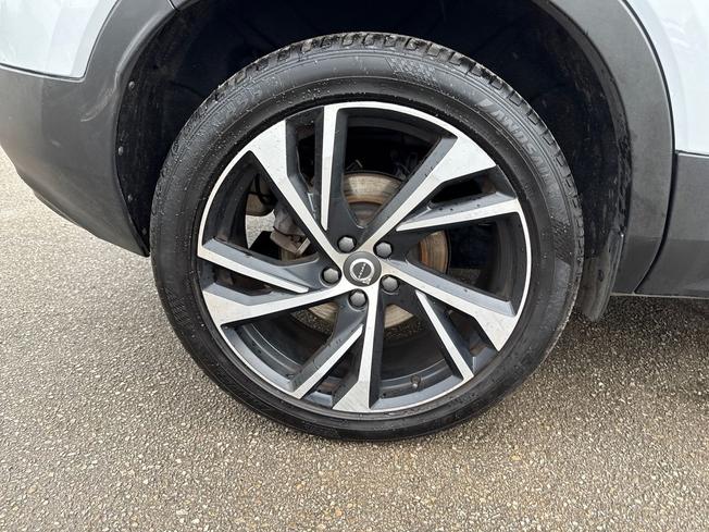 VOLVO Xc40 Photo 22
