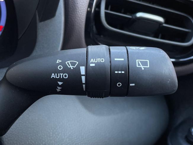 TOYOTA Yaris Cross Photo 37