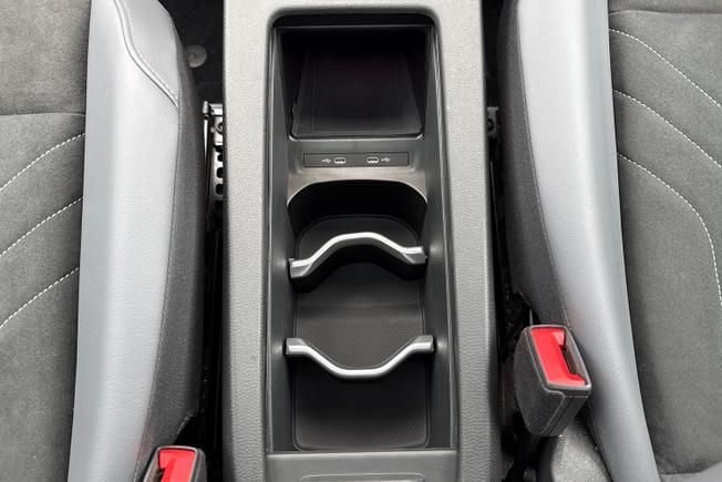 Volkswagen Id.5 Photo 37