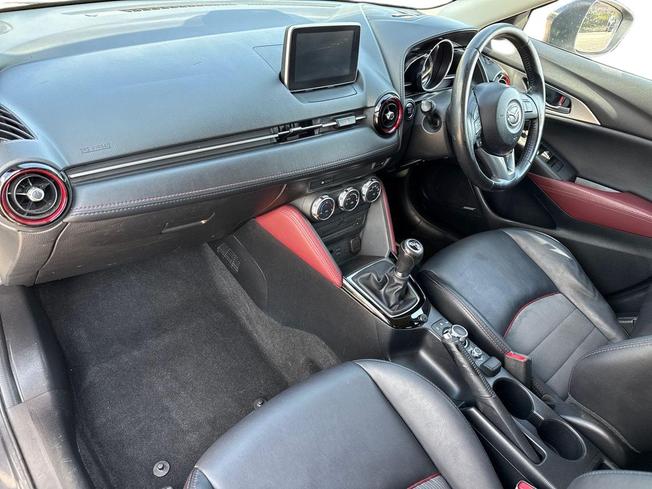 MAZDA CX-3 Photo 2