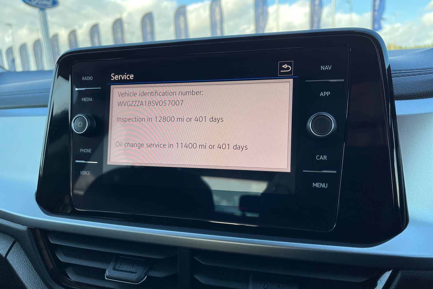 Volkswagen T-Roc Photo 22