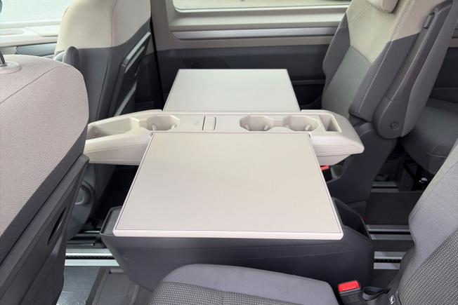 VOLKSWAGEN Multivan Photo 25