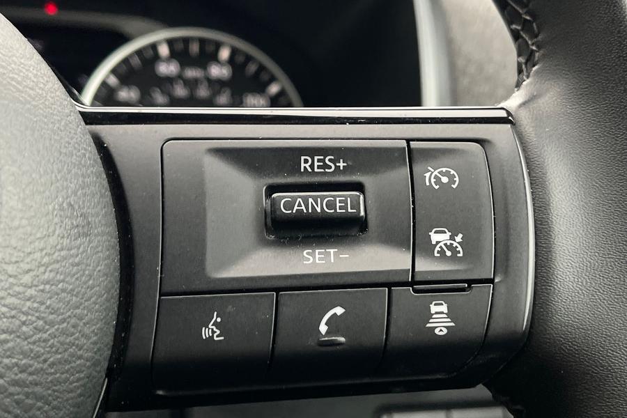 Nissan Qashqai Photo autoimg-f8a4832aab10d0ff1d20484856a8987a0a81da4b.jpg