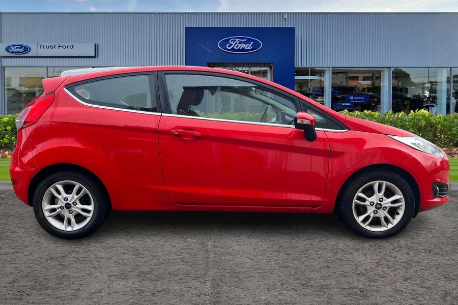 Ford FIESTA Photo autoimg-f8a57513affe449d839de904856b76a15389f8f7.jpg