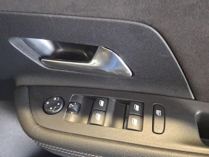 Used Vauxhall Mokka NU71XMK 26