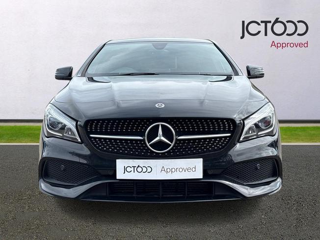 MERCEDES-BENZ CLA Class Photo 8