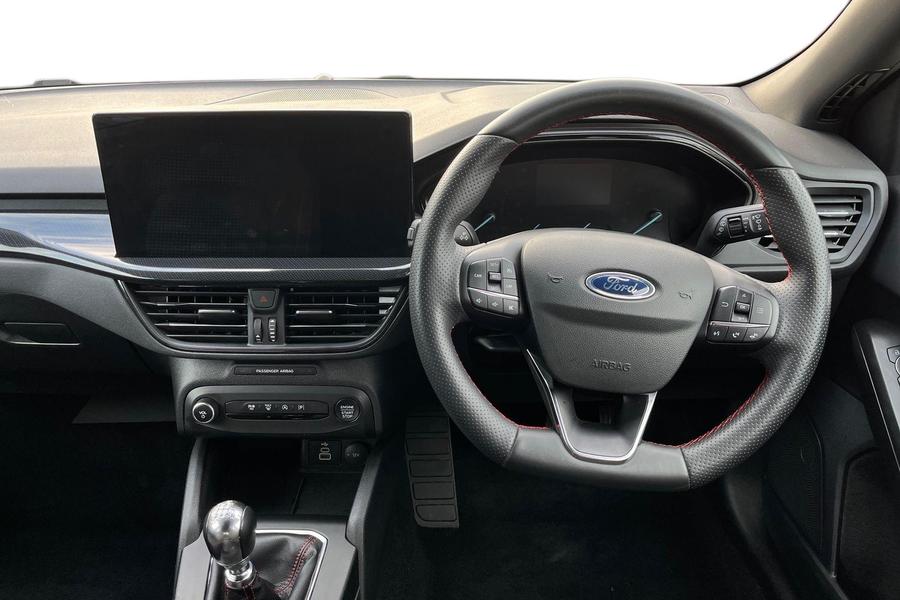 Ford Focus Photo autoimg-f8aa45da7152c16a84640082406699d14bcb4be4.jpg