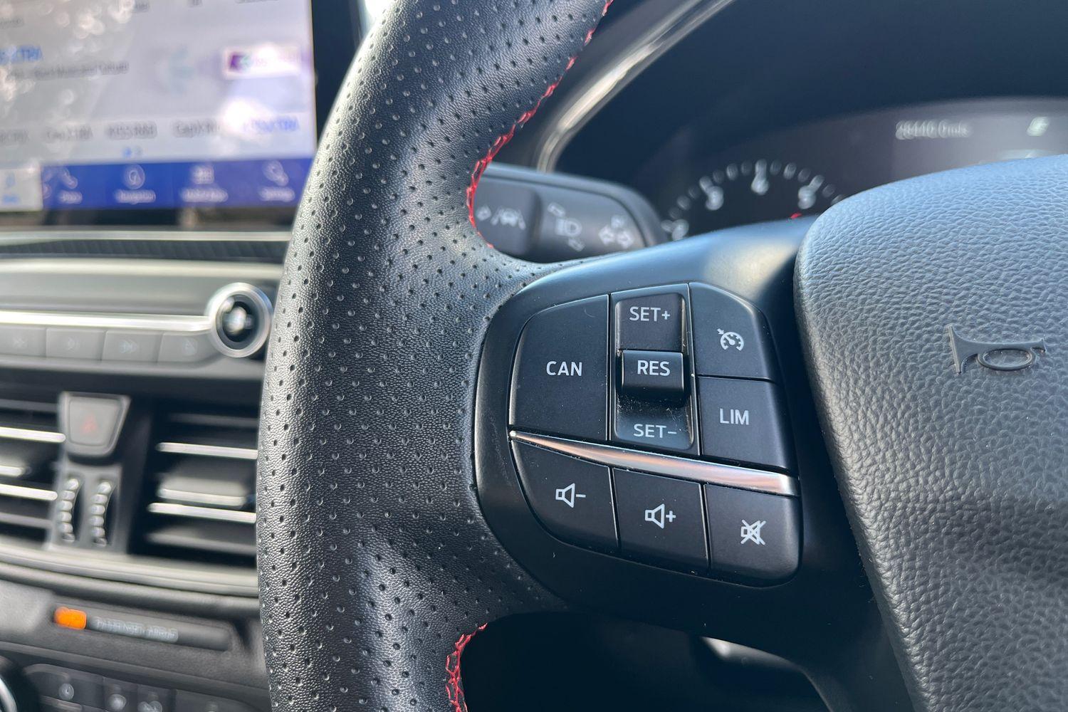 Ford FOCUS Photo 34