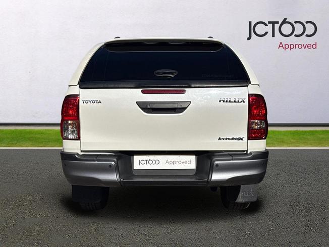 Toyota Hilux Photo 7