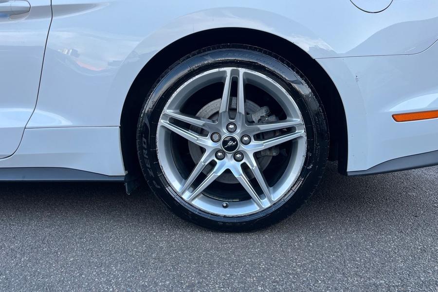 Ford Mustang Photo autoimg-f8b32862dd889daa6300289d98666d6c5a4fa8cb.jpg