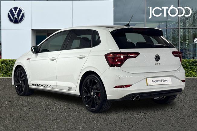 VOLKSWAGEN Polo Photo 3
