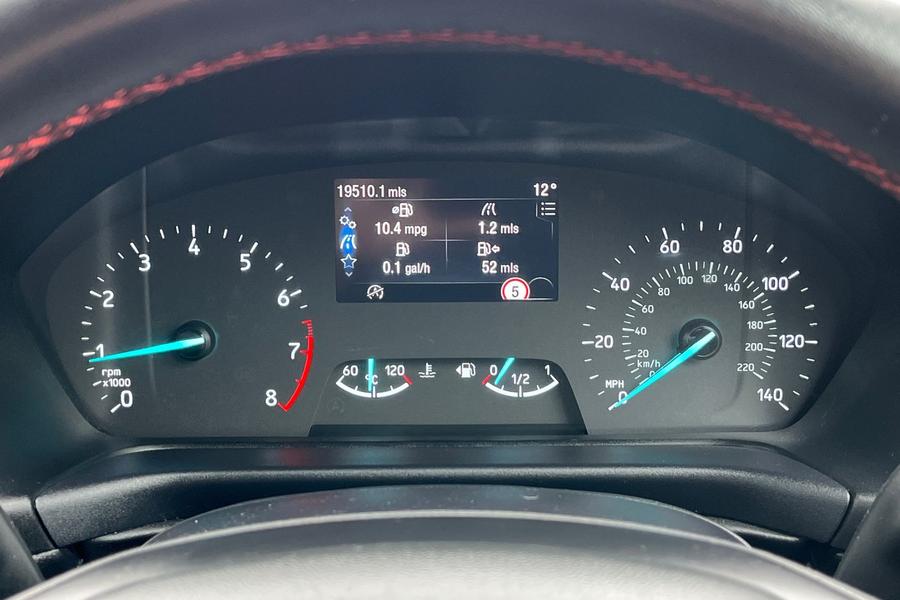 Ford FIESTA Photo autoimg-f8b70e67791982b7293891afe8b7151df3d595dd.jpg