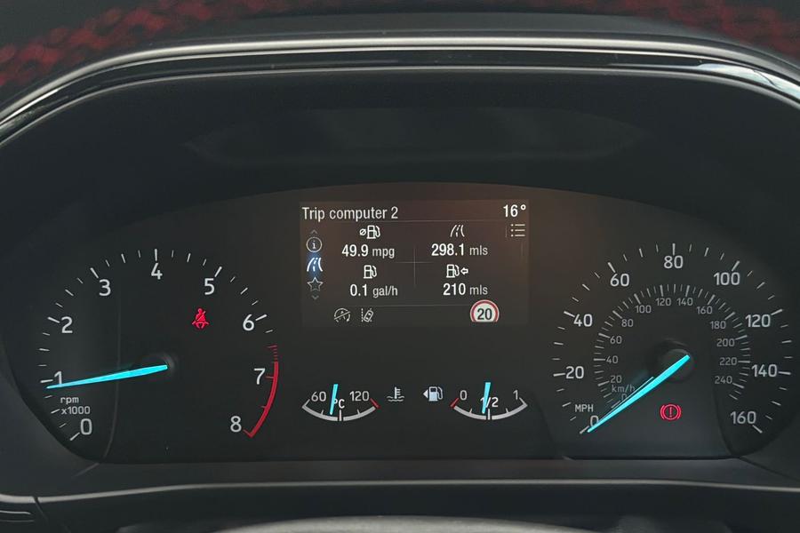 Ford FOCUS Photo autoimg-f8b8cdd06056376c385c9cd1aaddba96e0121b57.jpg