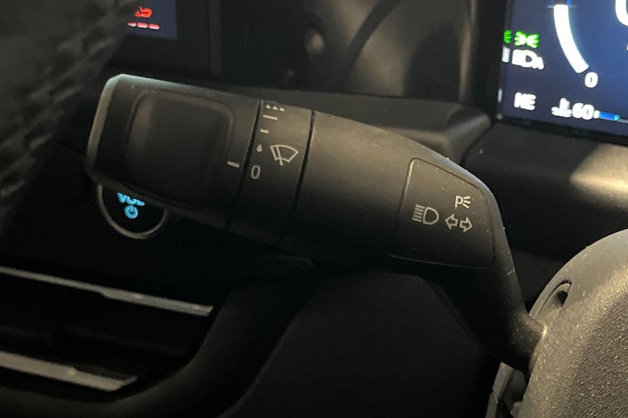 Ford TRANSIT CUSTOM Photo autoimg-f8ba8ec16fb5bab9206852cc781b6548d9dc66e7.jpg