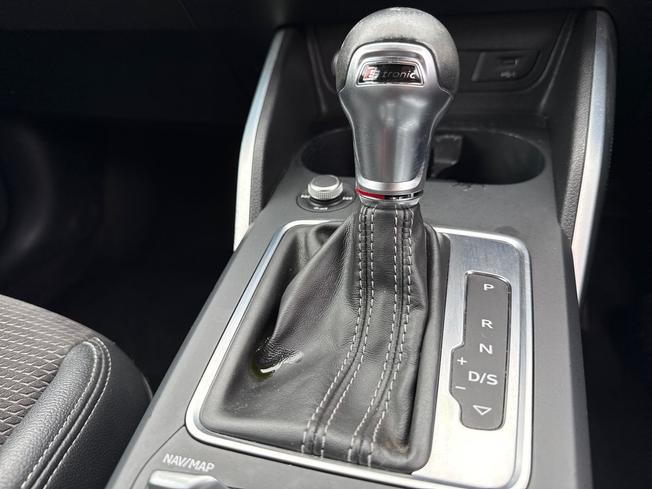AUDI Sq2 Photo 32