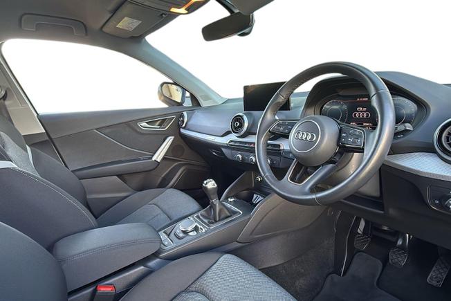 AUDI Q2 Photo 7