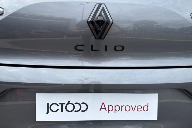 RENAULT Clio Photo 26