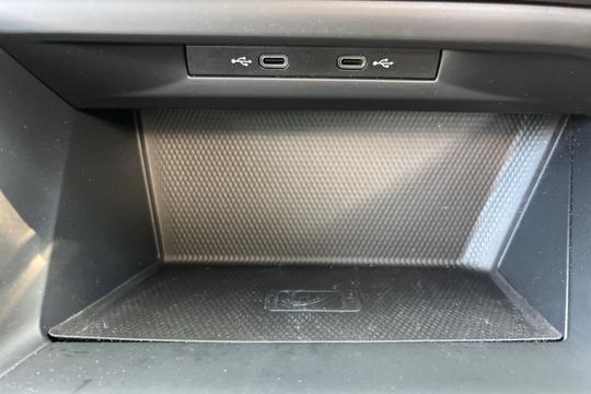 Volkswagen Golf Photo autoimg-f8c3323be4106d045d6134dada9e28476a111c52.jpg