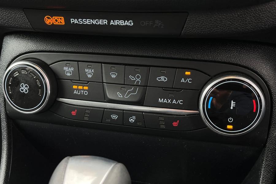 Ford Fiesta Photo autoimg-f8c358b37cf8eaadc0efbfc3aaa550300024adad.jpg