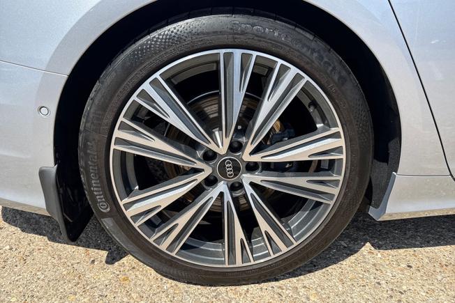 AUDI A6 Avant Photo 48