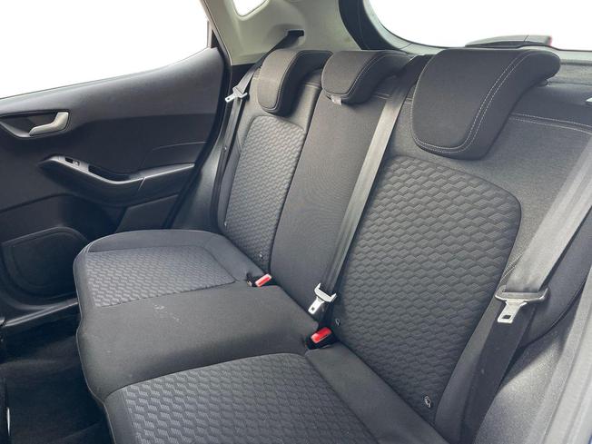 FORD Fiesta Photo 9