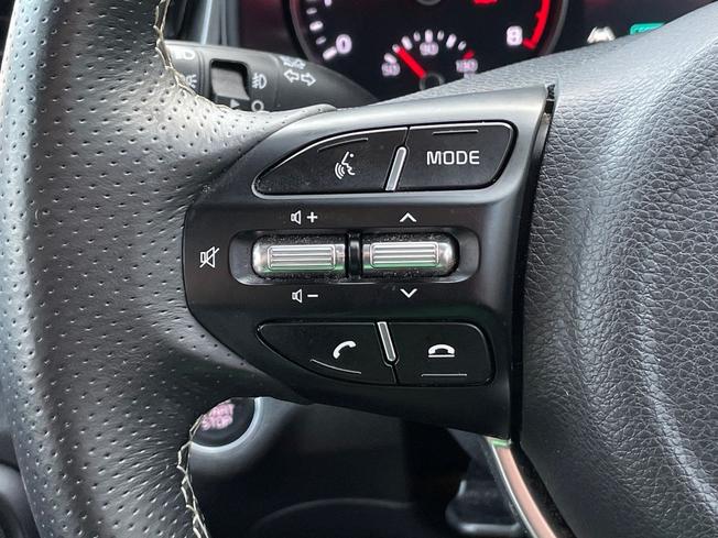 KIA Stonic Photo 16