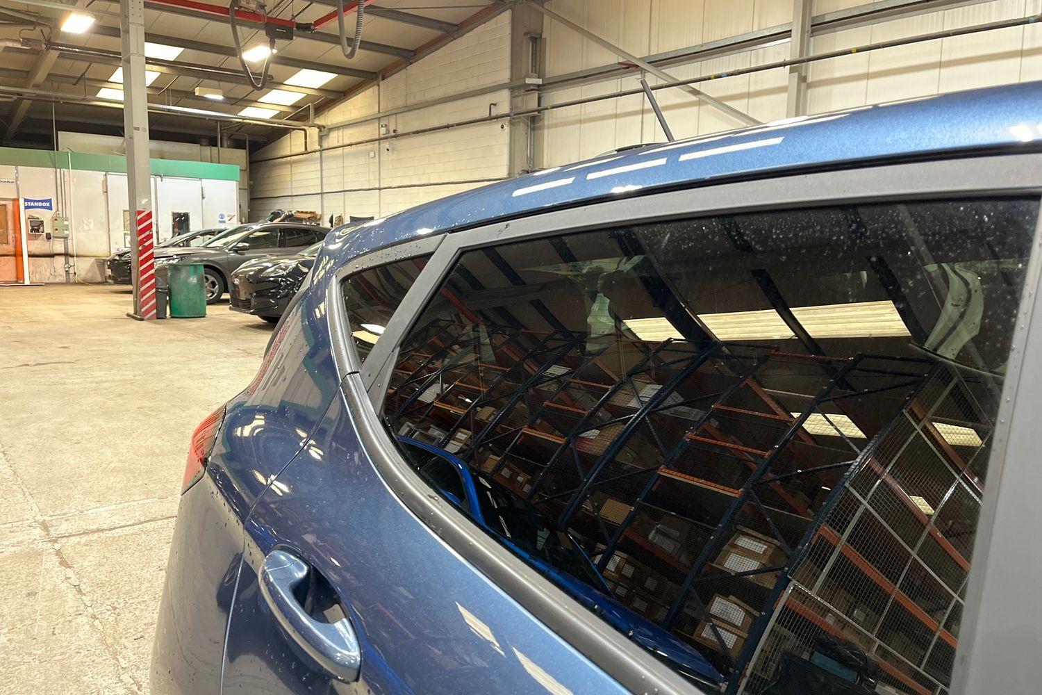 Ford FIESTA Photo 37