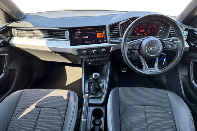 AUDI A1 Photo 10