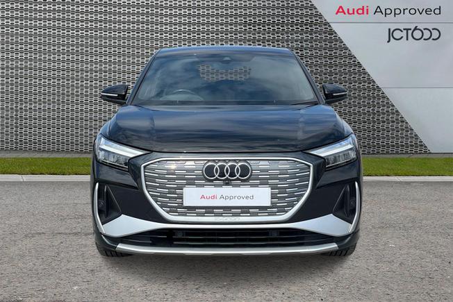 AUDI Q4 E-Tron Photo 8