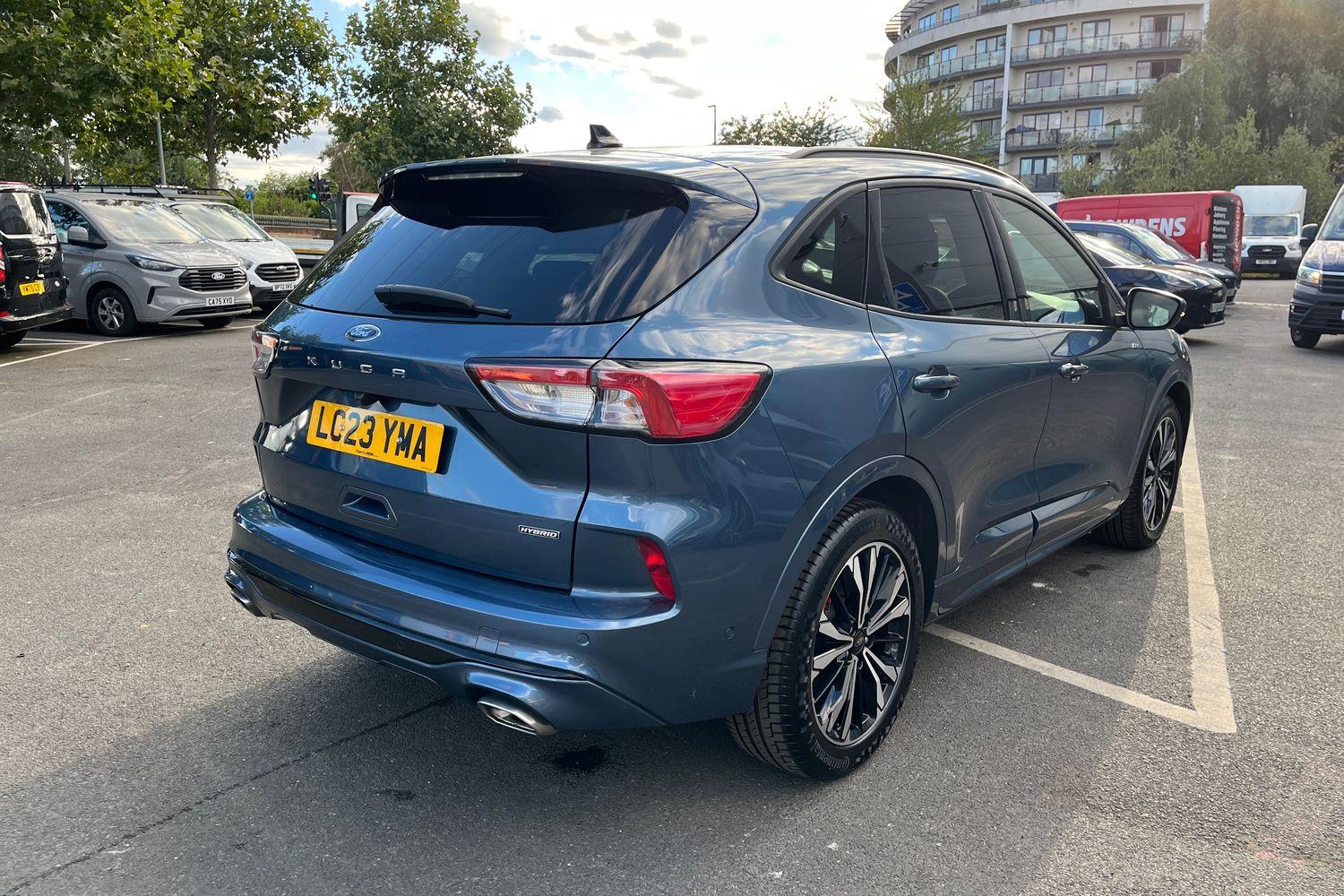 Ford KUGA Photo 34