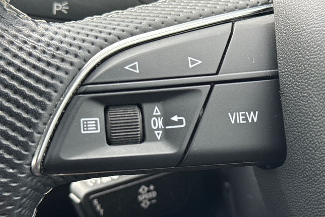 Audi Q3 Photo 16