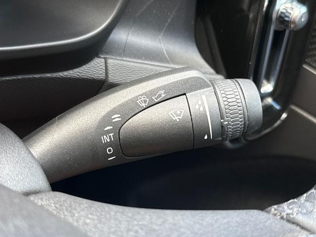 VOLVO C40 Photo 59