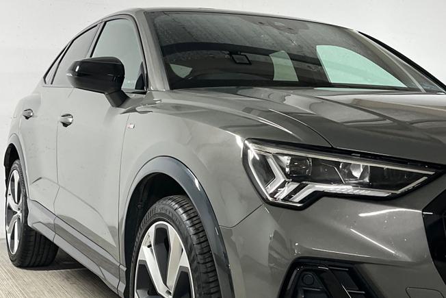 AUDI Q3 Photo 38