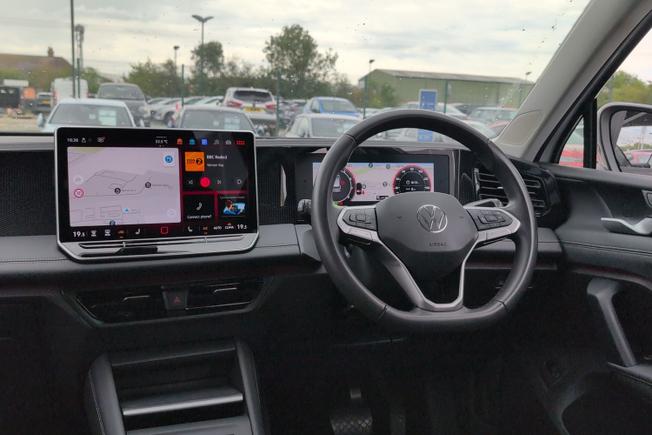 VOLKSWAGEN Tiguan Photo 39