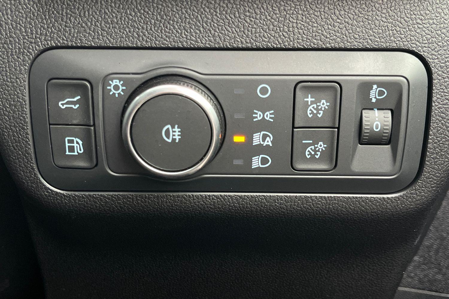 Ford KUGA Photo 22